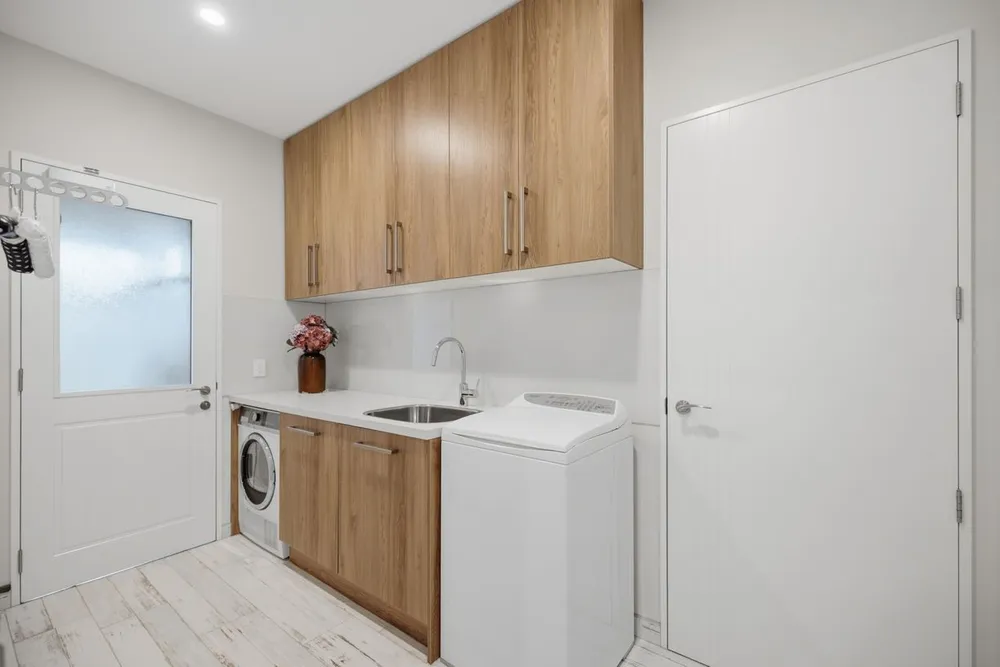 Photos of 89 Cashmere Road