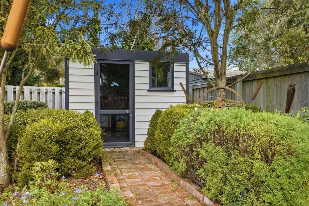 Photos of 89 Cashmere Road