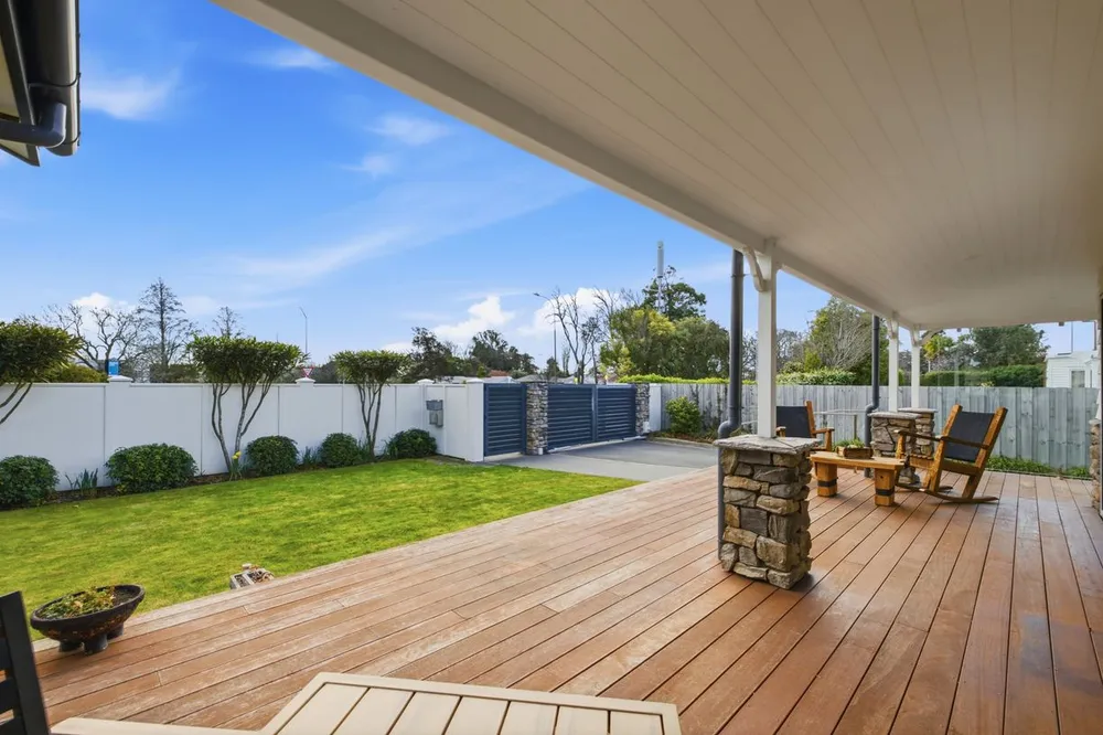 Photos of 89 Cashmere Road