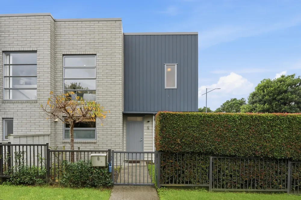 Photos of 10 Flax Place
