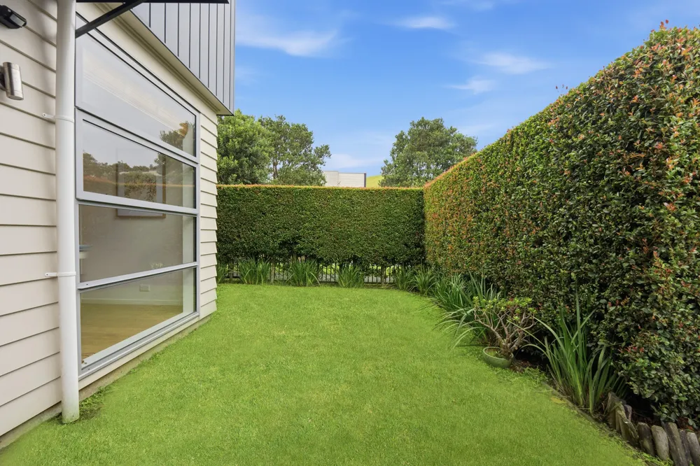 Photos of 10 Flax Place