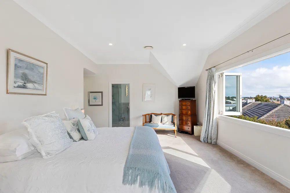 Photos of 87 St Heliers Bay Road