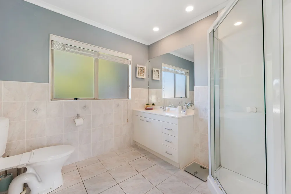 Photos of 2/9 Belgate Place