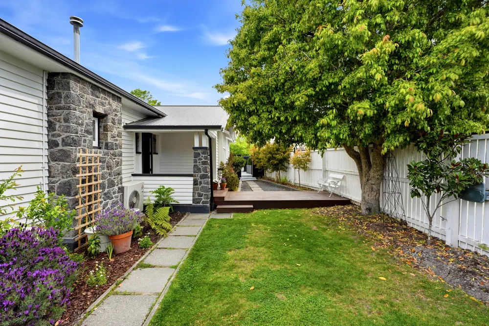 Photos of 68 Blighs Road