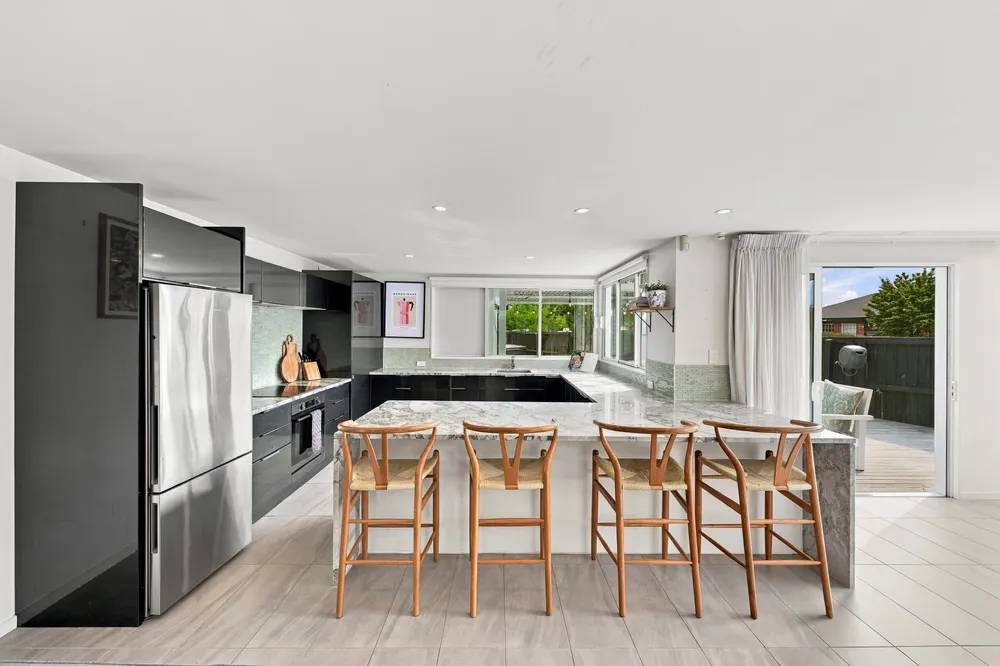 Photos of 68 Blighs Road
