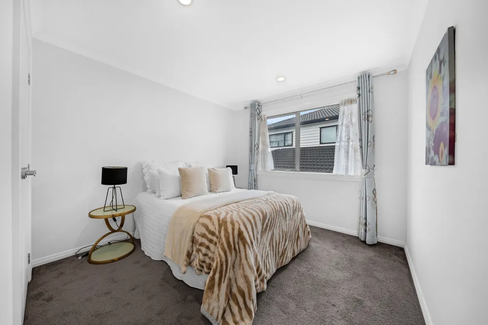 Photos of 127 Argento Avenue
