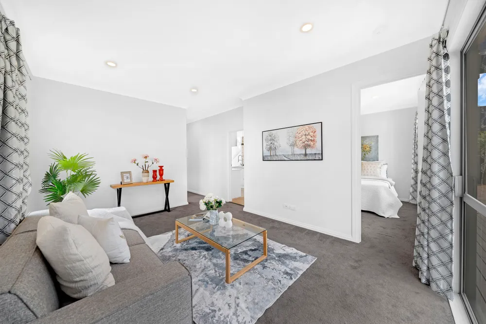 Photos of 127 Argento Avenue