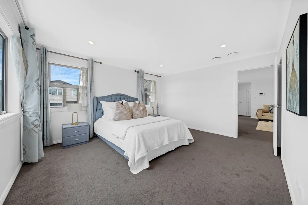 Photos of 127 Argento Avenue