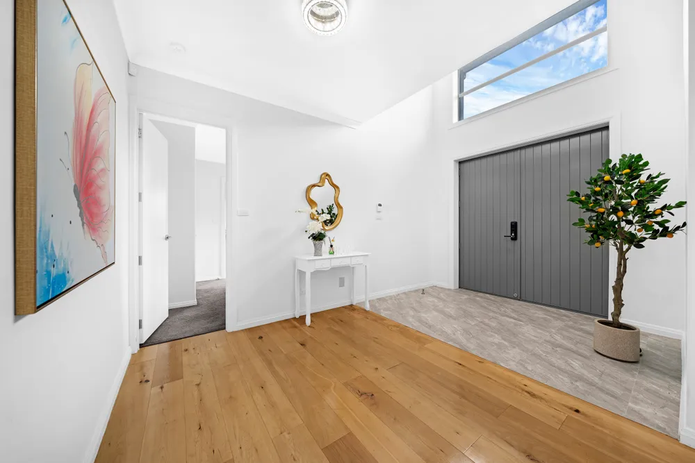 Photos of 127 Argento Avenue