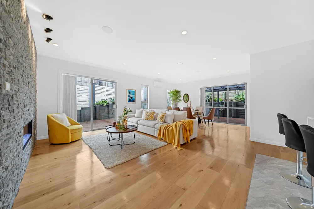 Photos of 127 Argento Avenue