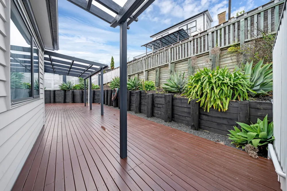 Photos of 127 Argento Avenue