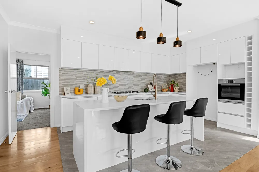 Photos of 127 Argento Avenue