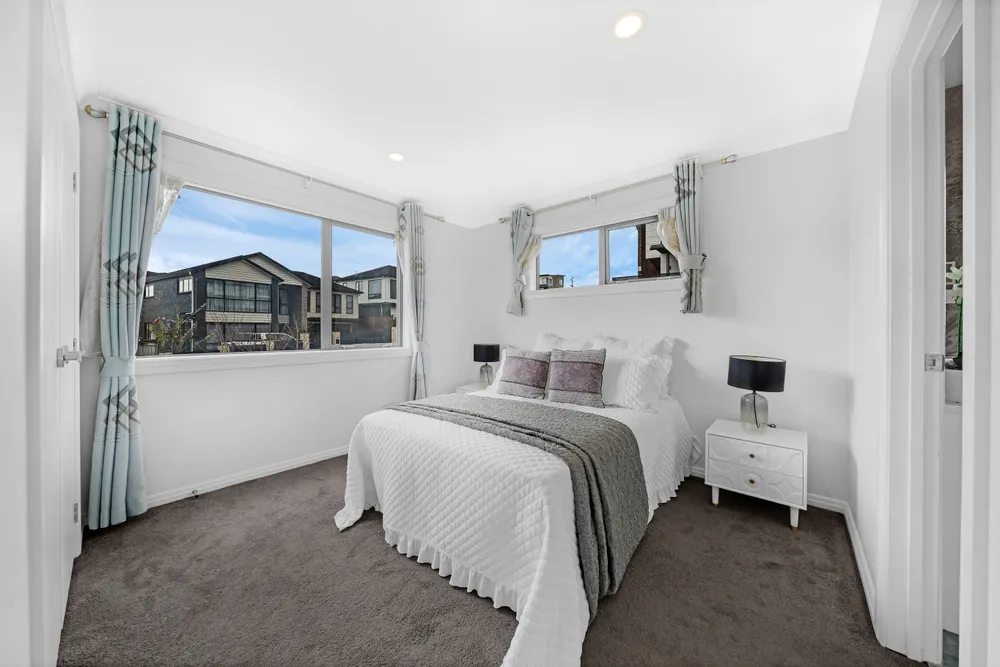 Photos of 127 Argento Avenue