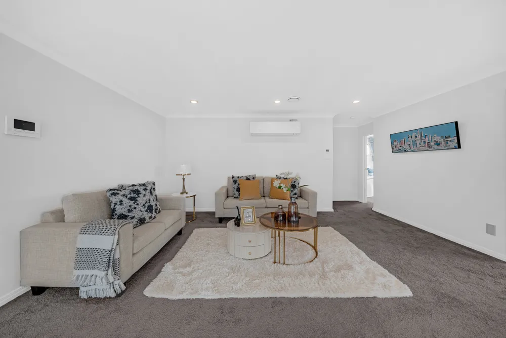 Photos of 127 Argento Avenue