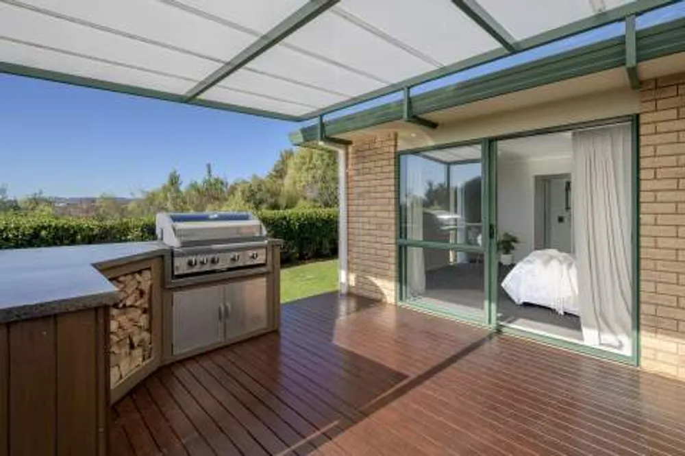 Photos of 54 Mahonia Place