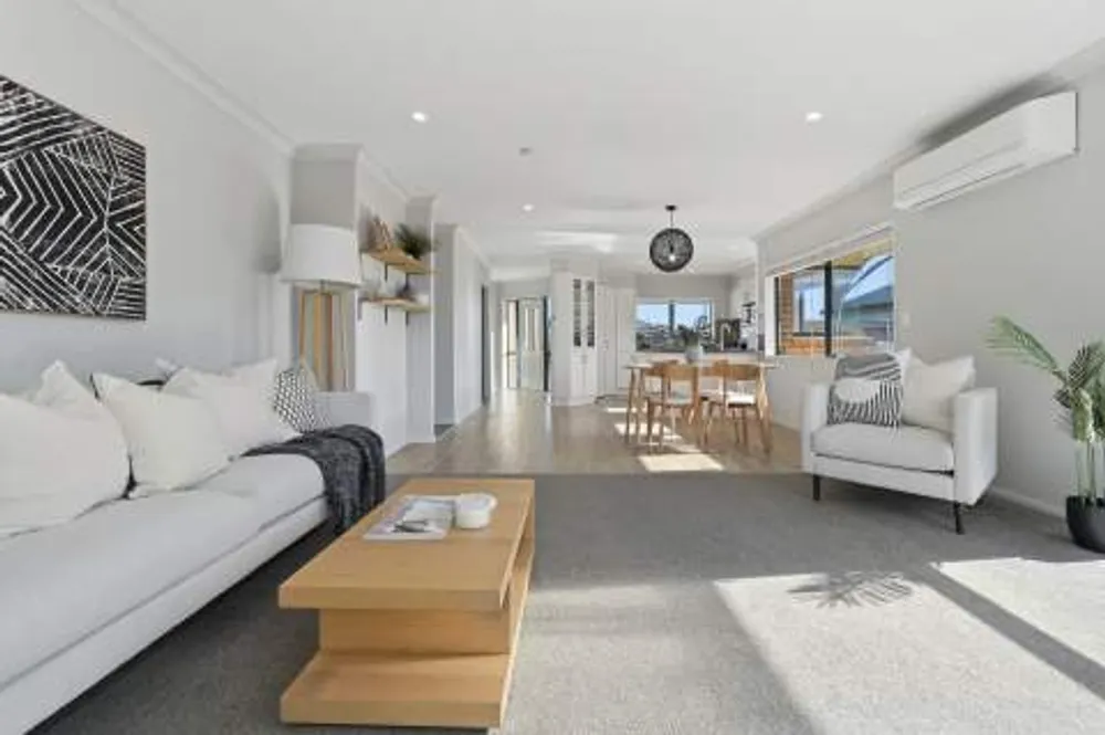 Photos of 54 Mahonia Place