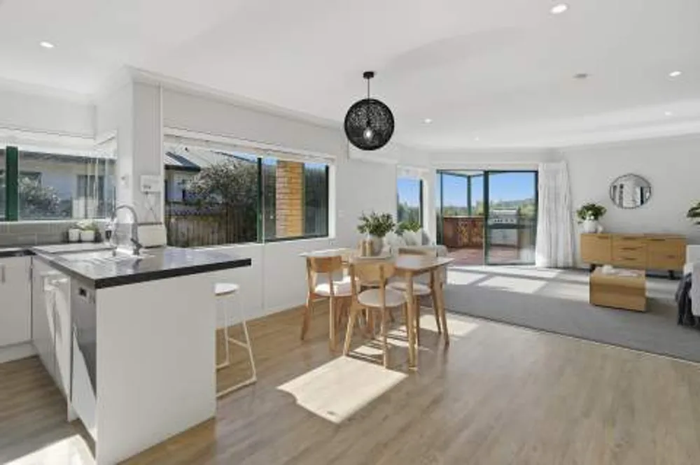 Photos of 54 Mahonia Place
