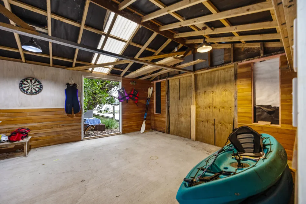 Photos of 632 Blockhouse Bay Road