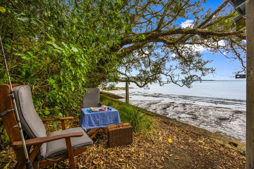 Photos of 632 Blockhouse Bay Road