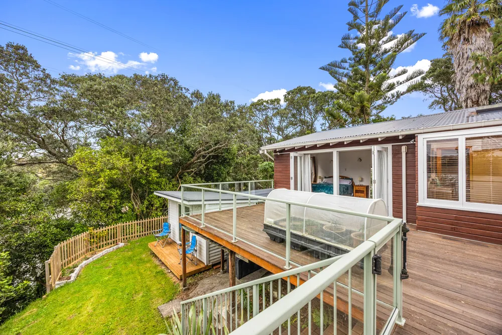 Photos of 632 Blockhouse Bay Road