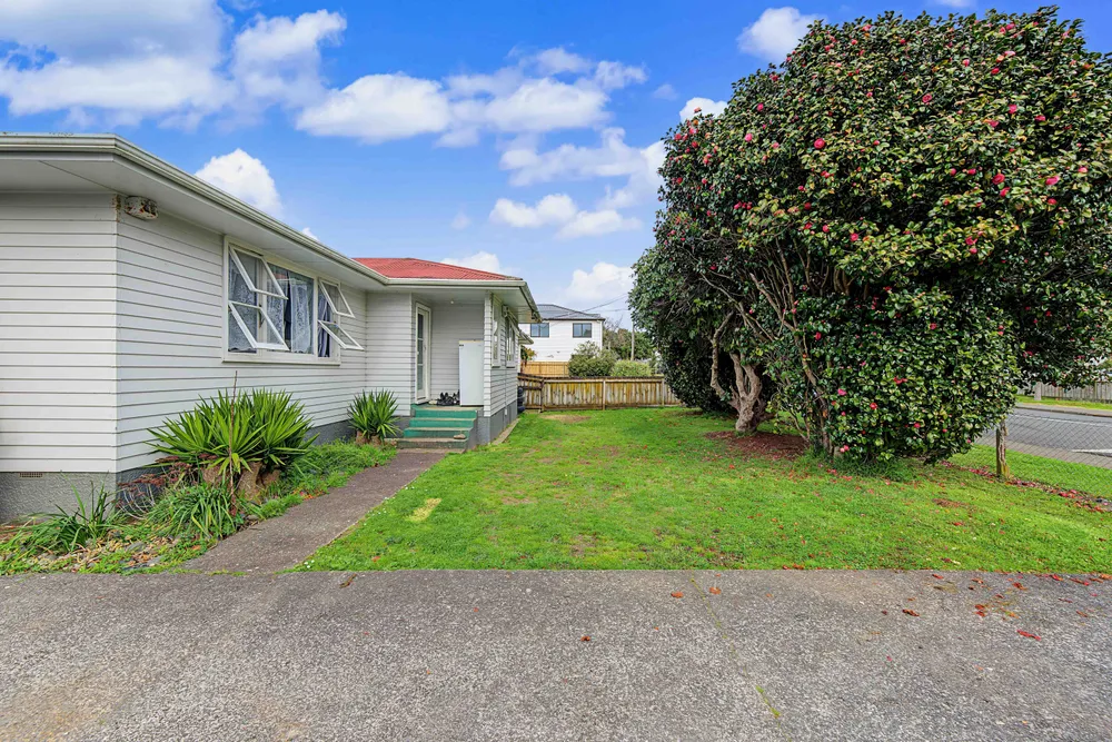 Photos of 22 Claymore Street