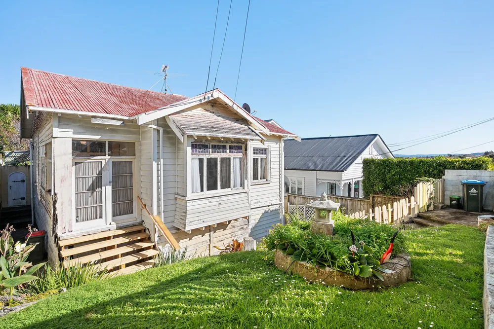 Photos of 16 Beaconsfield Street