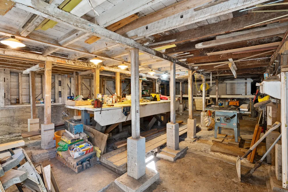 Photos of 16 Beaconsfield Street