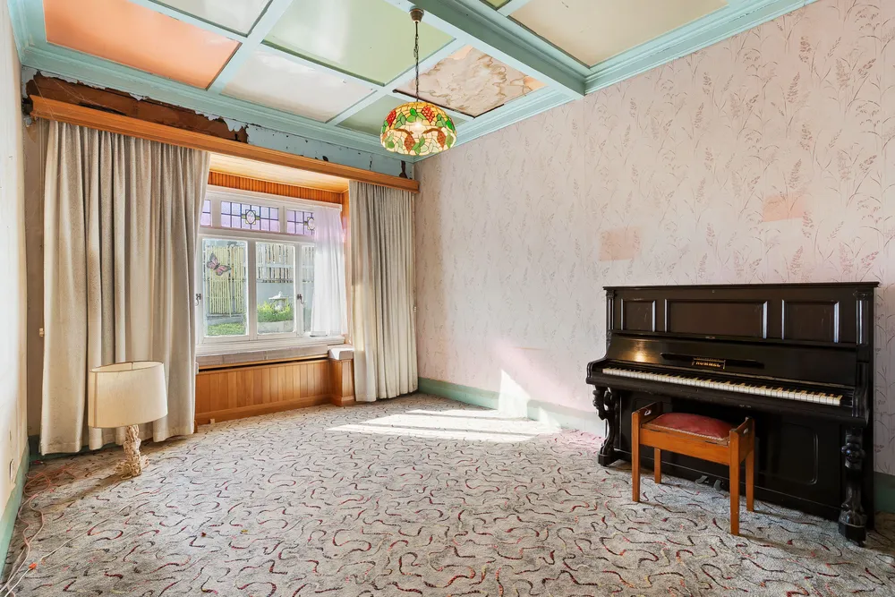 Photos of 16 Beaconsfield Street