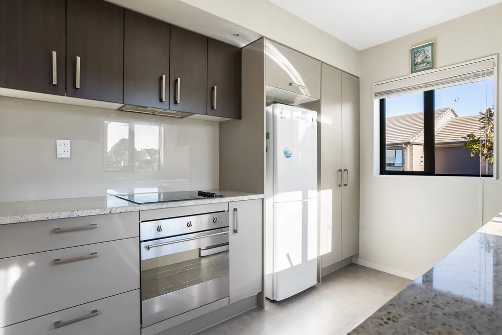 Photos of 38 Royalle Mews