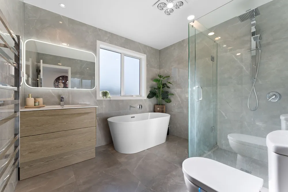 Photos of 24 Glendene Avenue