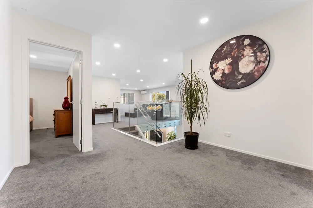 Photos of 24 Glendene Avenue