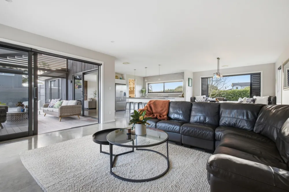 Photos of 50 Royal Ascot Drive