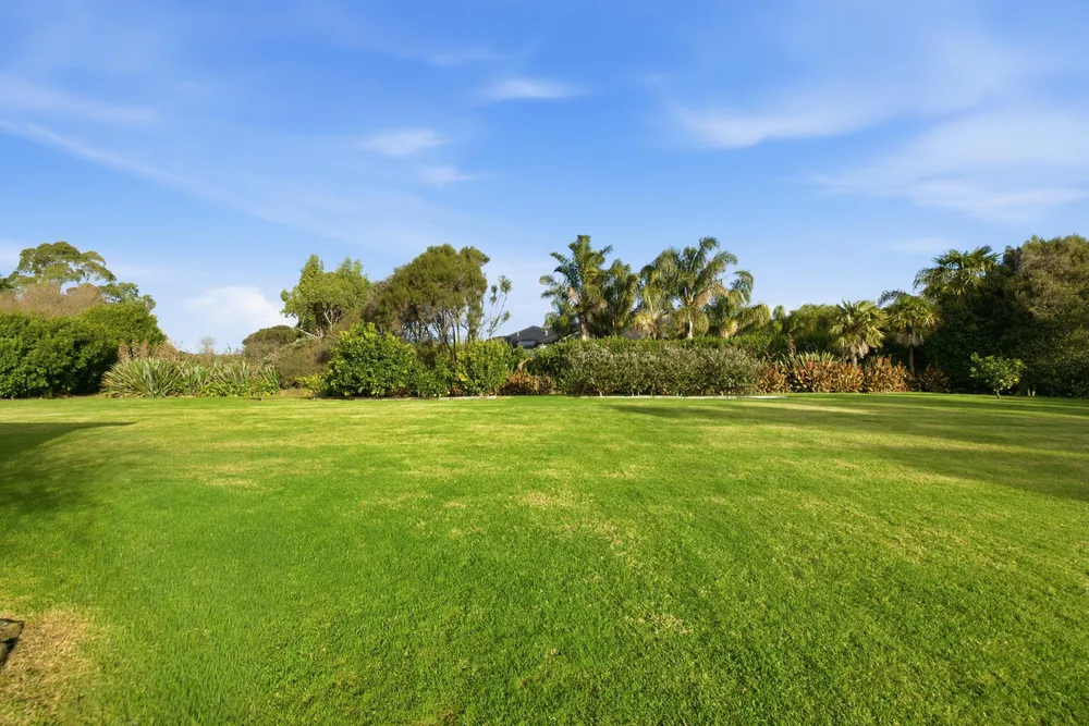 Photos of 50 Royal Ascot Drive