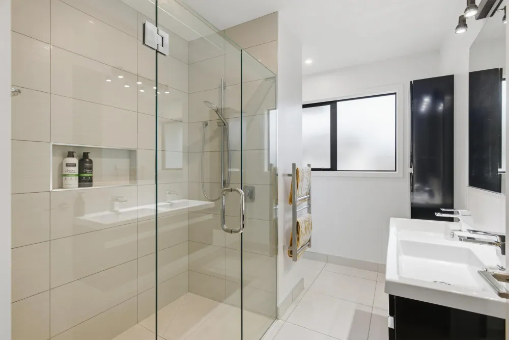 Photos of 50 Royal Ascot Drive