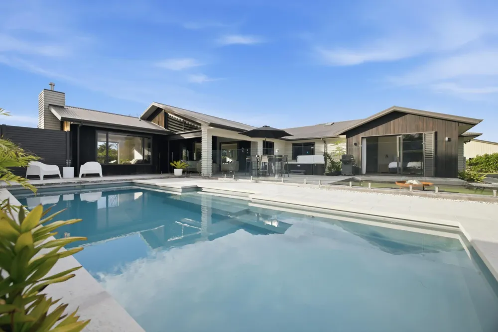 Photos of 50 Royal Ascot Drive