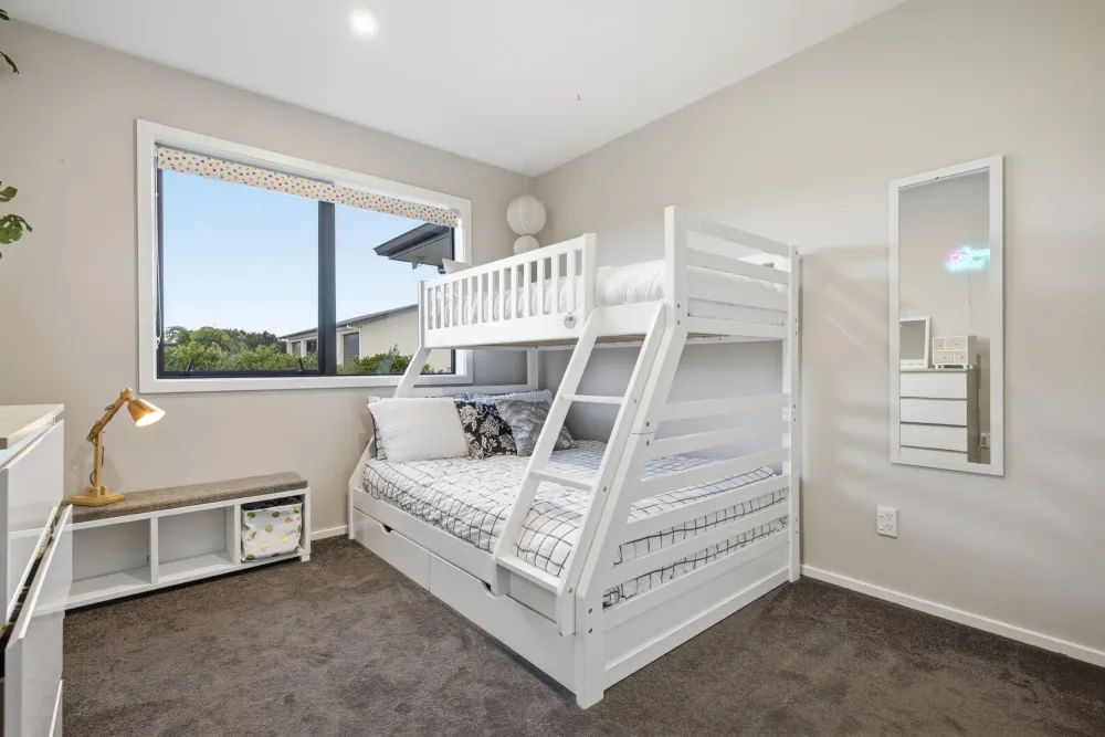 Photos of 50 Royal Ascot Drive
