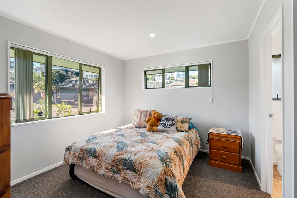 Photos of 7 Yarrow Lane