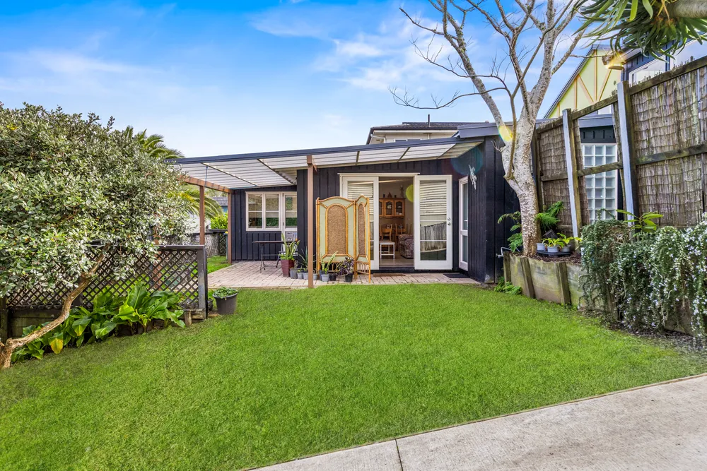 Photos of 65 Royal Road