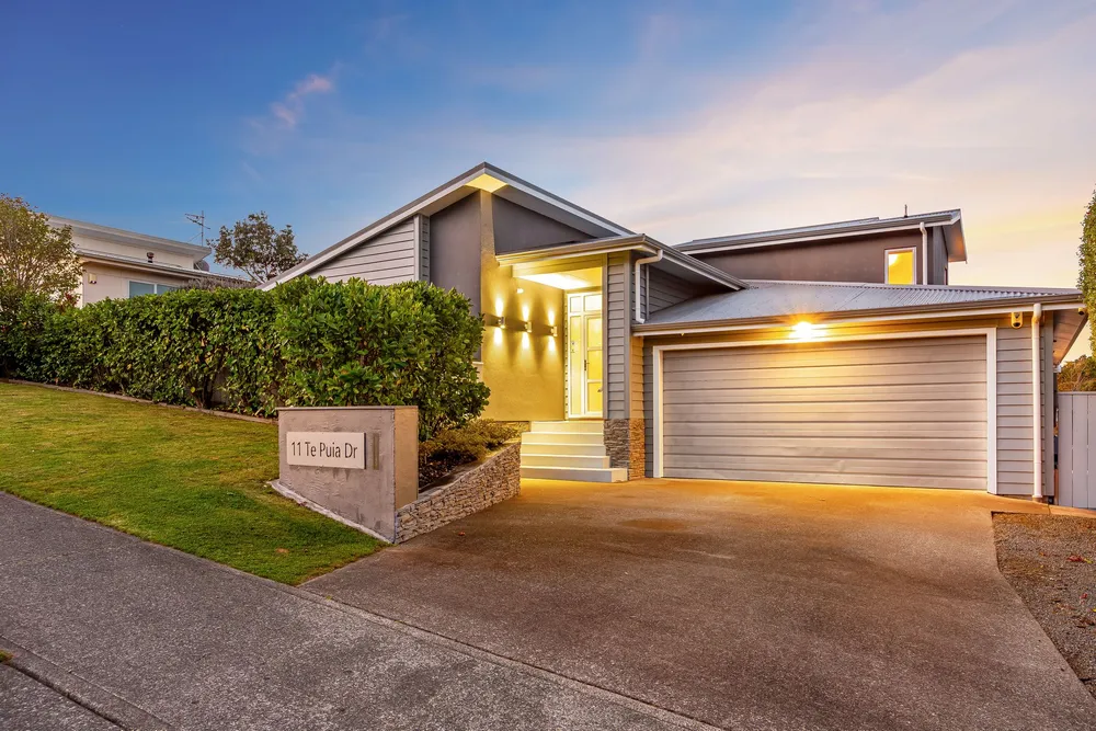 Photos of 11 Te Puia Drive
