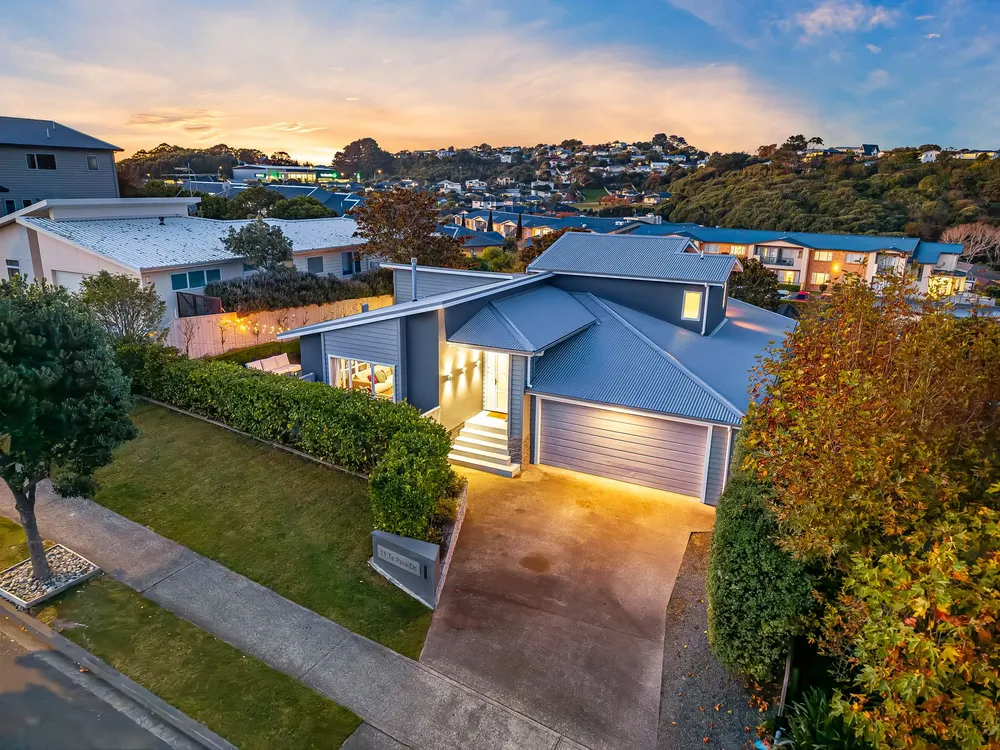 Photos of 11 Te Puia Drive