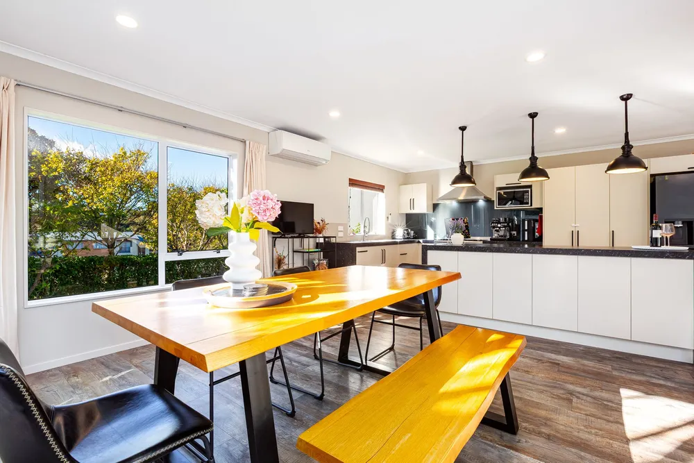 Photos of 11 Te Puia Drive