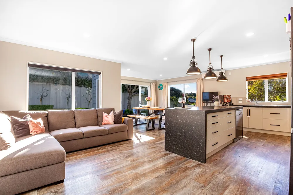 Photos of 11 Te Puia Drive