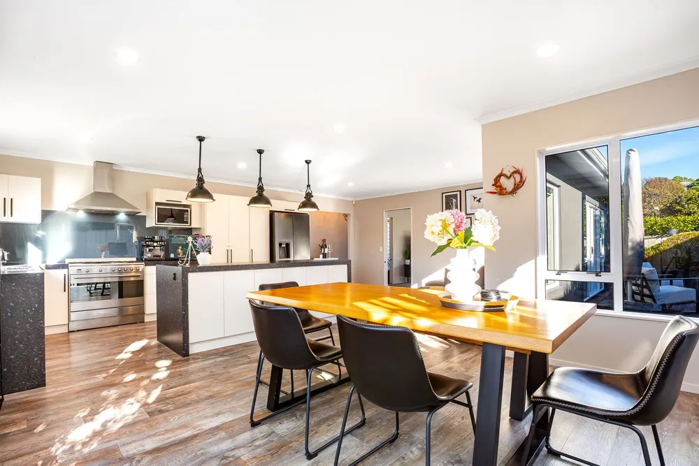 Photos of 11 Te Puia Drive