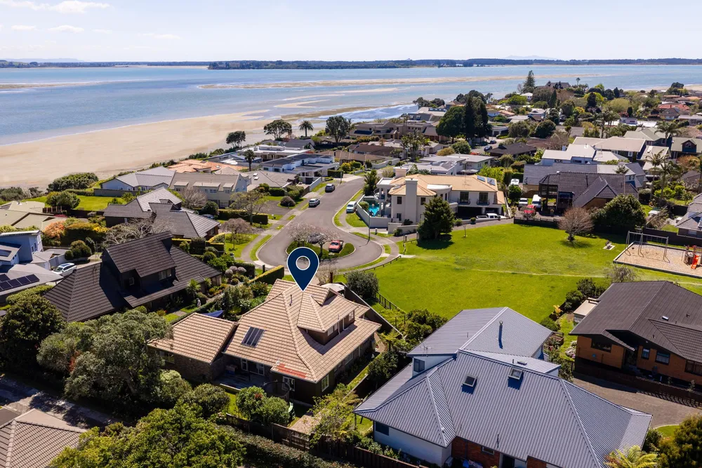 Photos of 151 Manuwai Drive