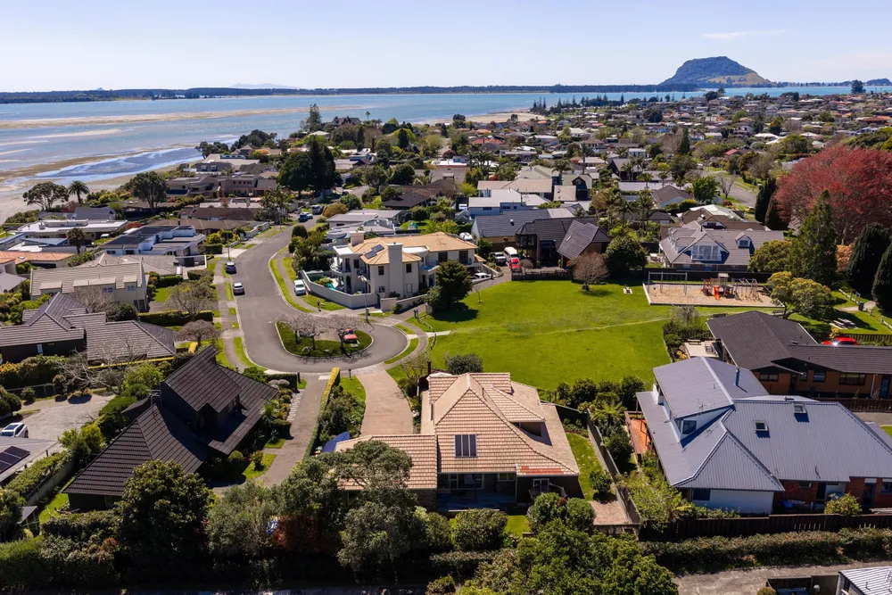 Photos of 151 Manuwai Drive