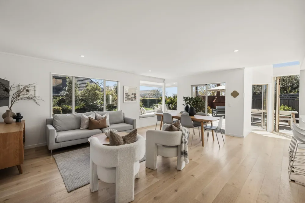 Photos of 151 Manuwai Drive
