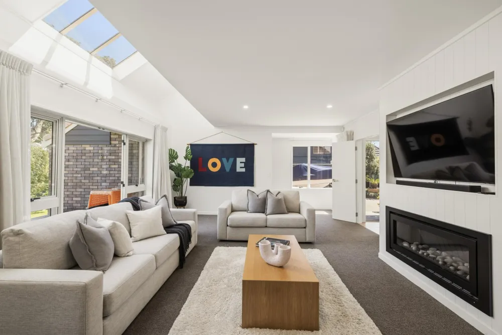 Photos of 151 Manuwai Drive