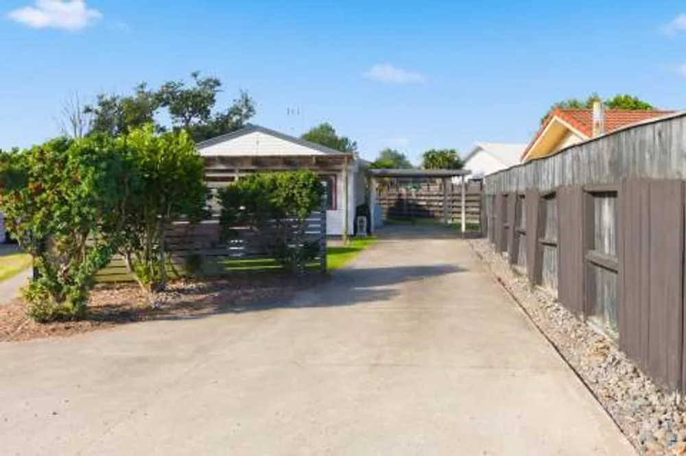 Photos of 13b Emery Place