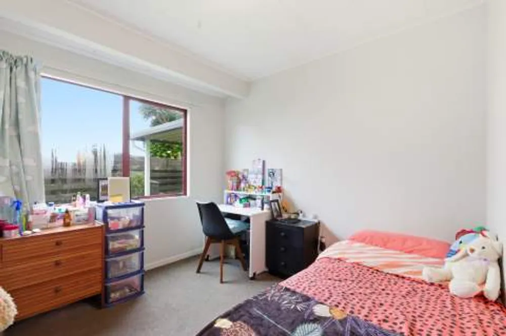 Photos of 13b Emery Place