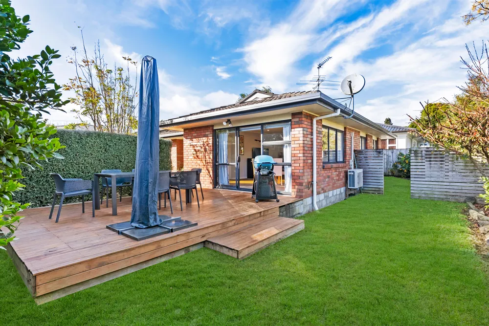Photos of 2/52 Shirley Avenue